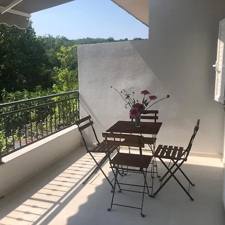 Appartement Lena *